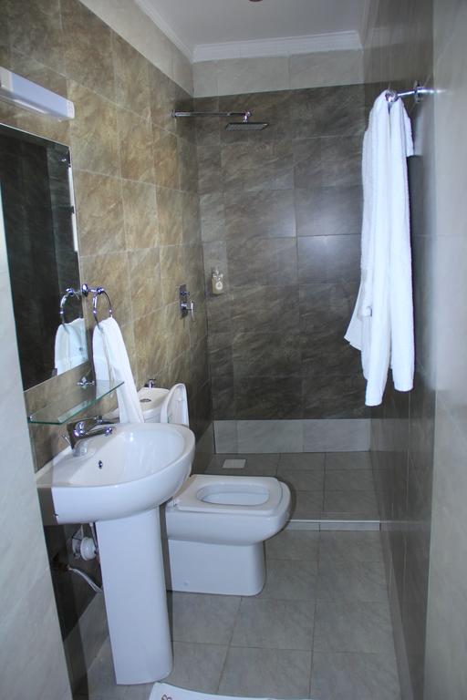 Brownie'S Guesthouse Lake Elementaita ห้อง รูปภาพ